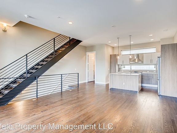 3rd image of 1752 W 41st Ave #10969467