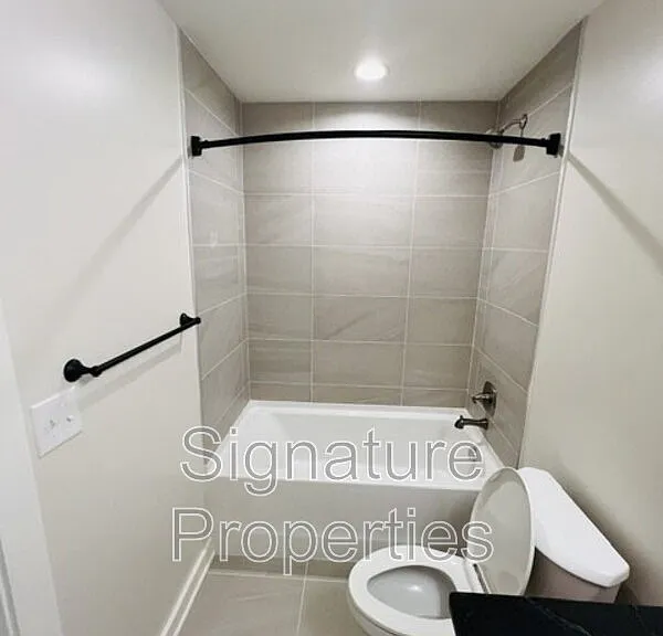 712 High St #4 — Photo 16