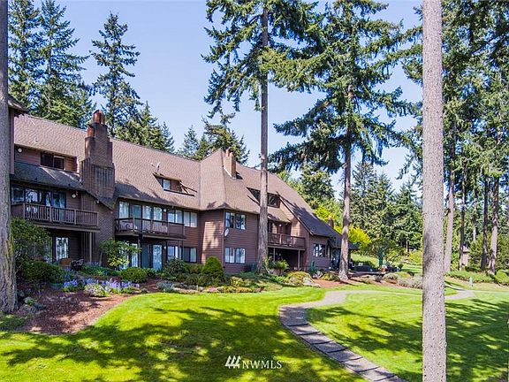 4th image of 261 Sailview Dr Unit 9