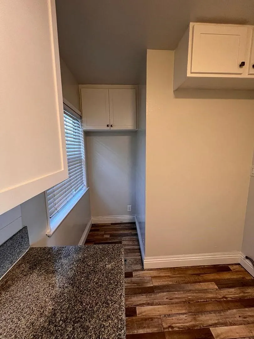 1 bed, 1.0 bath, $1,695 — Photo 4
