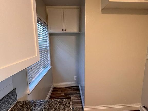 4th image of 2111 W Florence Ave #6A