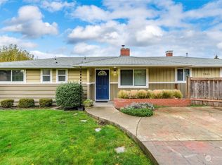 7825 23rd St W, University Place, WA