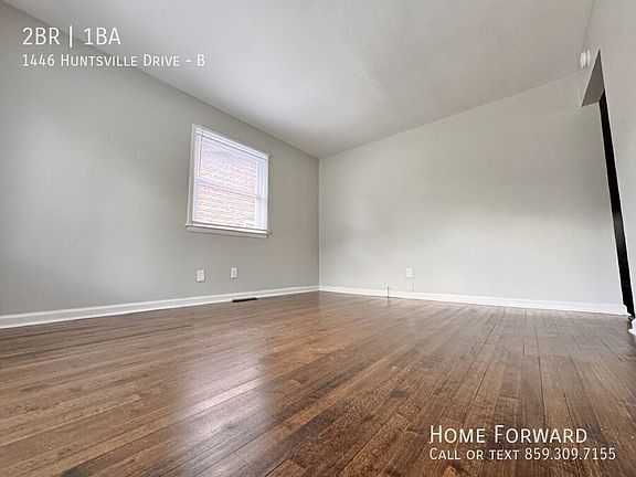 3rd image of 1446 Huntsville Dr #B
