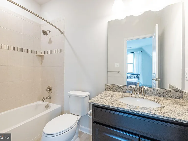 5861 Oakdale Village Rd — Photo 18