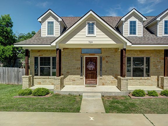 2nd image of 823 Dominik Dr