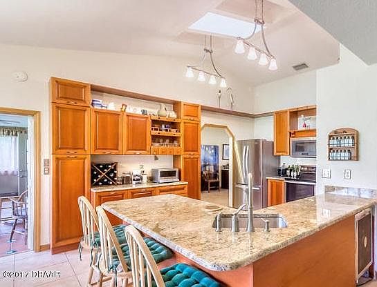 4th image of 5980 Jandon Ct