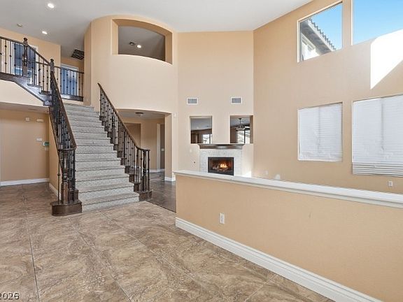 5th image of 6828 Arden Glade Ct