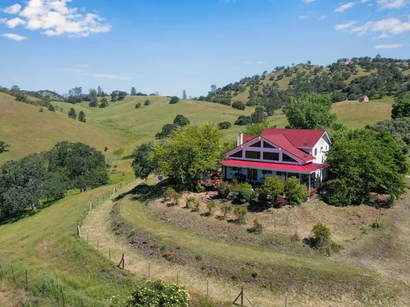 7830 Airola Rd, Vallecito, CA 95251