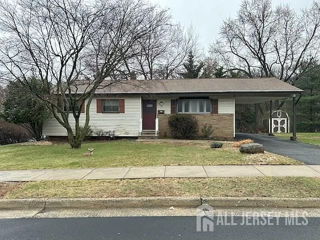 1st image of 3 Brookside Rd