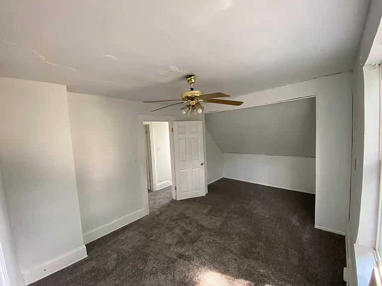 825 Fairview Ave — Photo 11