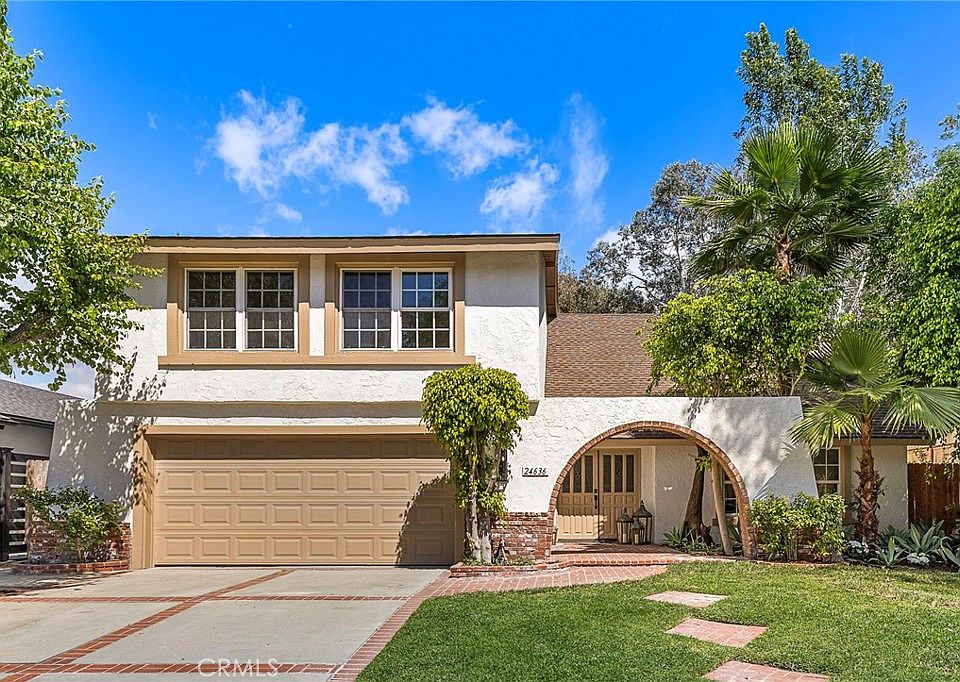 1st image of 24636 Ladera Dr
