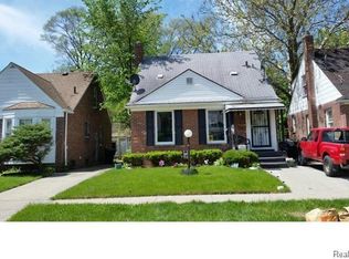 19495 Saint Marys St, Detroit, MI 48235
