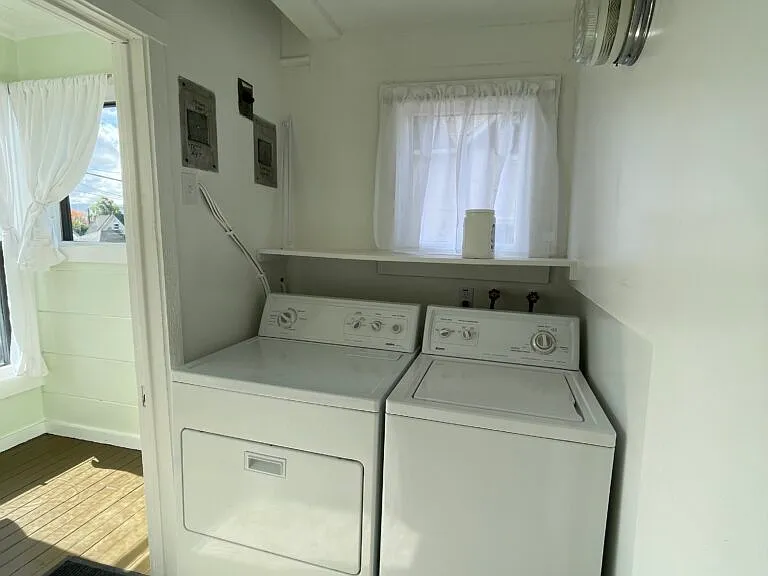 625 N Collier St — Photo 8