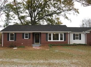 3317 Six & Twenty Rd, Pendleton, SC 29670