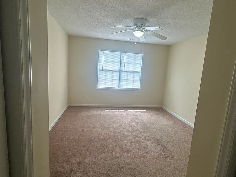 1112 Trinity St #207 — Photo 6