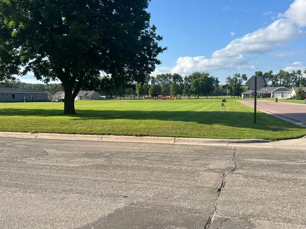 101 & 103 Morton St S, Lake Benton, MN 56149