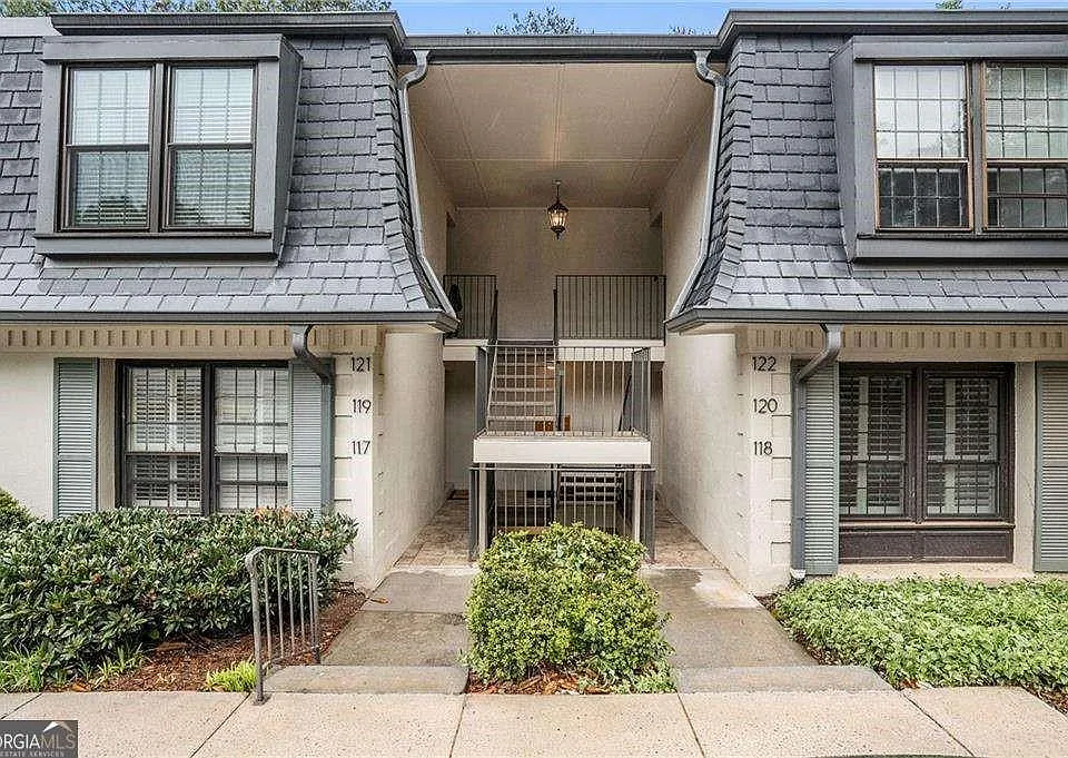 122 Maison Pl NW #1