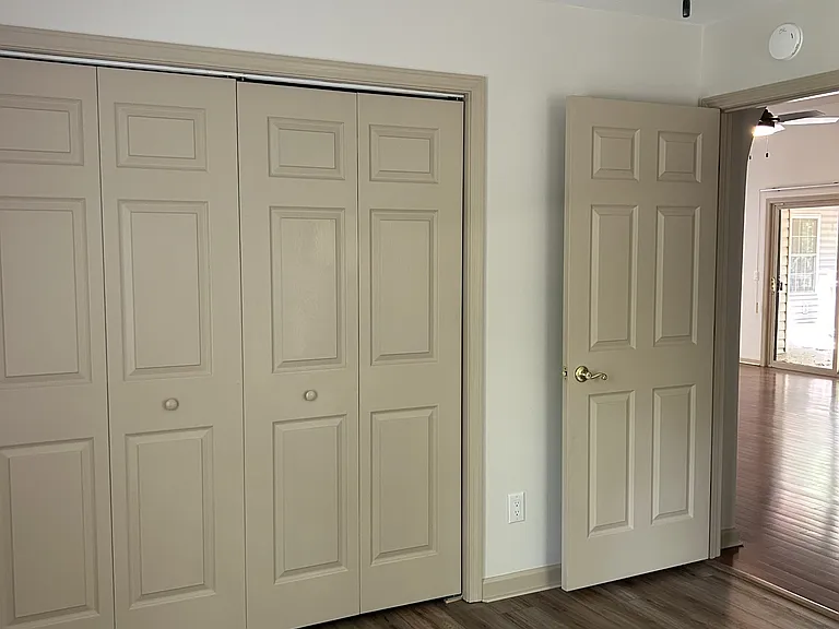 129 Ivy Ln — Photo 19