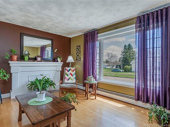 3rd image of 162 Queen Mary Rd