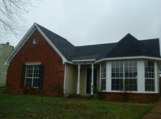 5382 Crystal Oak Dr, Memphis, TN 38141