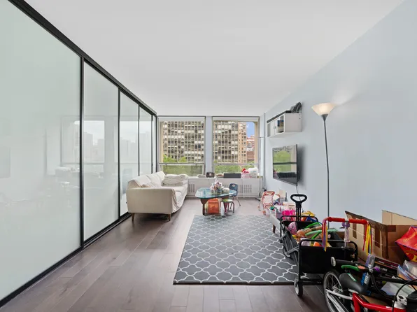 330 East 33rd Street 7B image 1 of 17
