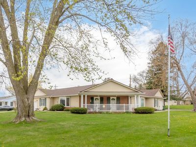 1102 Dixon Dr, Waterloo, IA, 50701