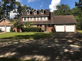 1826 Country Club Dr #4, Crosby, TX 77532