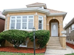 8141 S Honore St, Chicago, IL 60620
