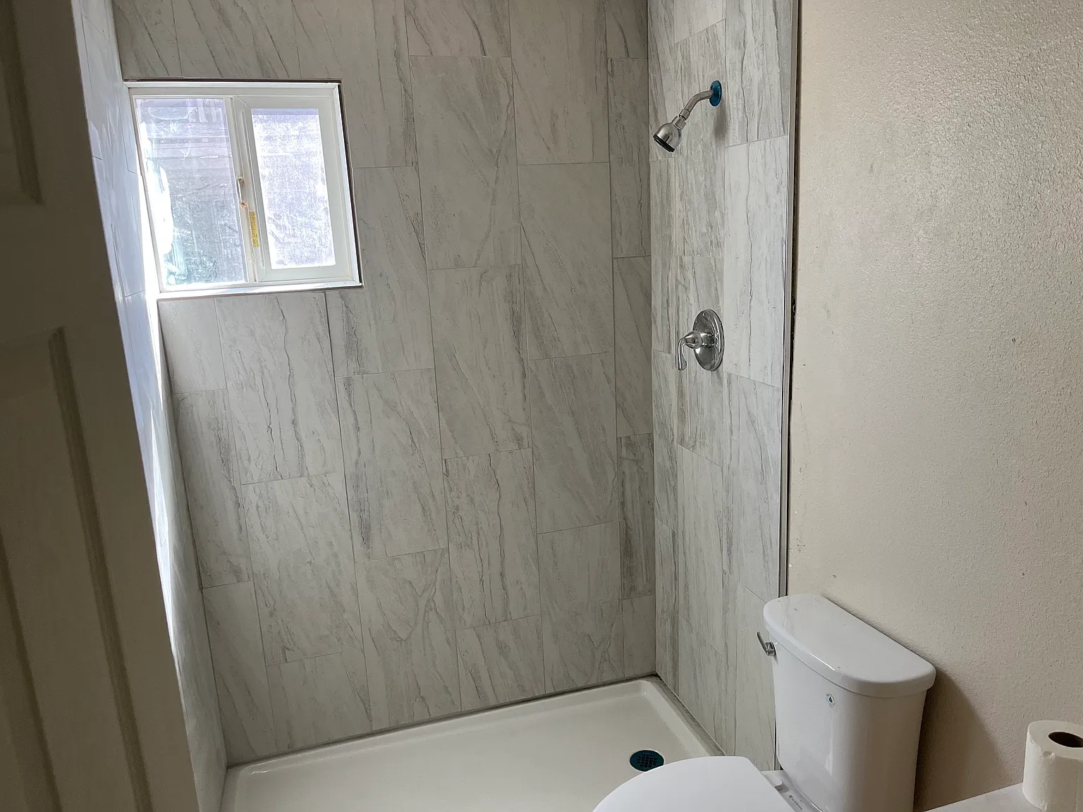 2 bed, 550 sqft, $1,800 — Photo 2