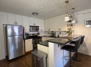 188 S Logan St APT 204, Denver, CO 80209