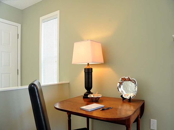4th image of 4164 Breezewood Dr APT 203