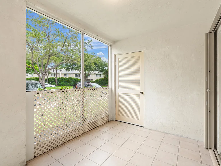 9855 Westview Dr #714 — Photo 8