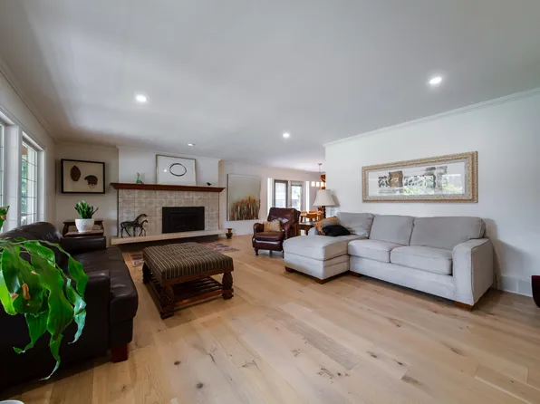 14016 85th Ave NW, Edmonton, AB T5R 3Y8