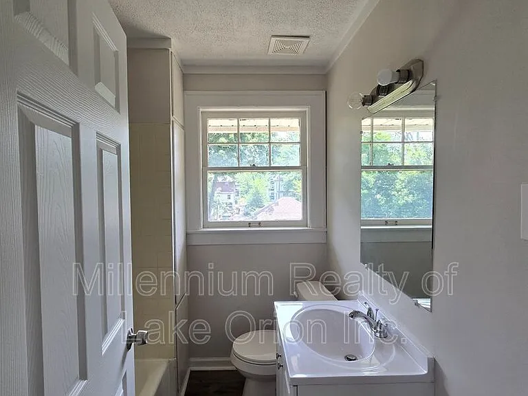 96 Oliver St — Photo 21
