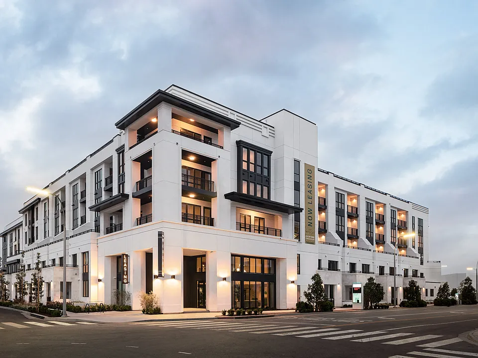 Hollywood Park Residences