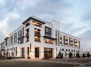 Hollywood Park Residences, Inglewood, CA 90301