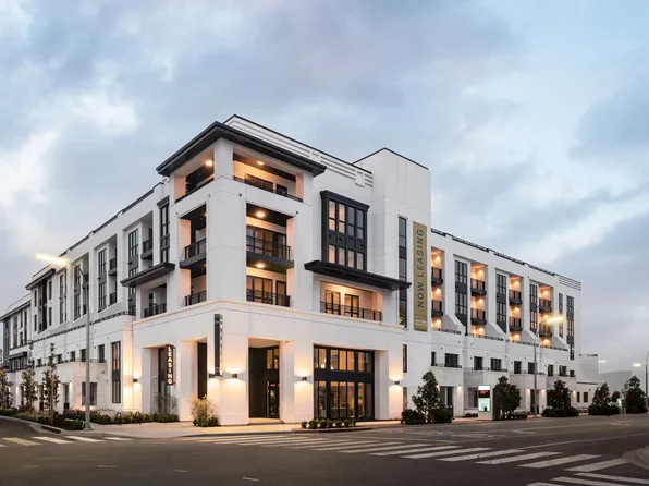 Hollywood Park Residences