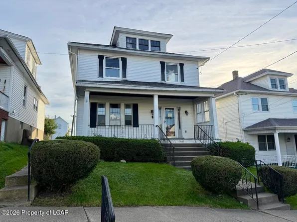 1313 Saint Ann St, Scranton, PA 18504