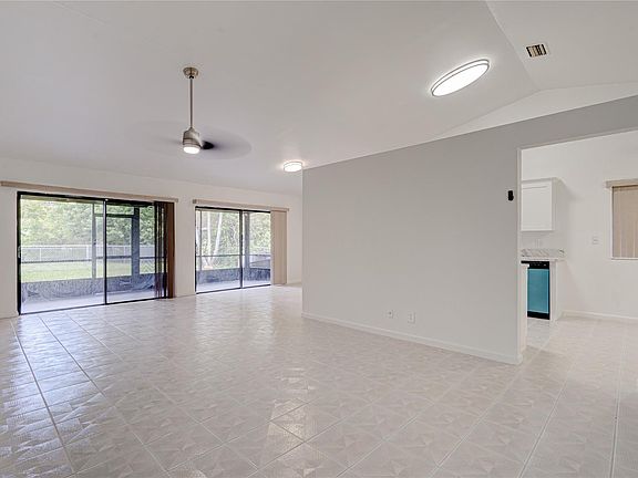 3rd image of 10351 NW 31st Street