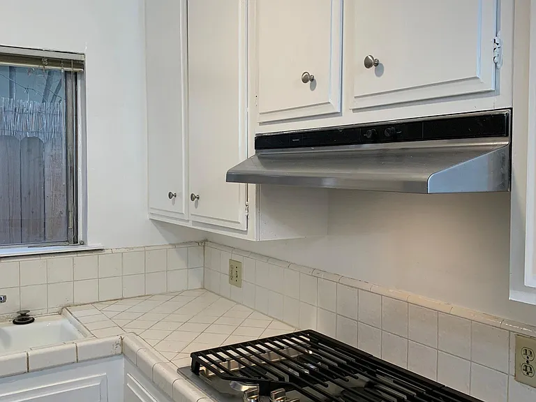 1678 Federal Ave #4 — Photo 13