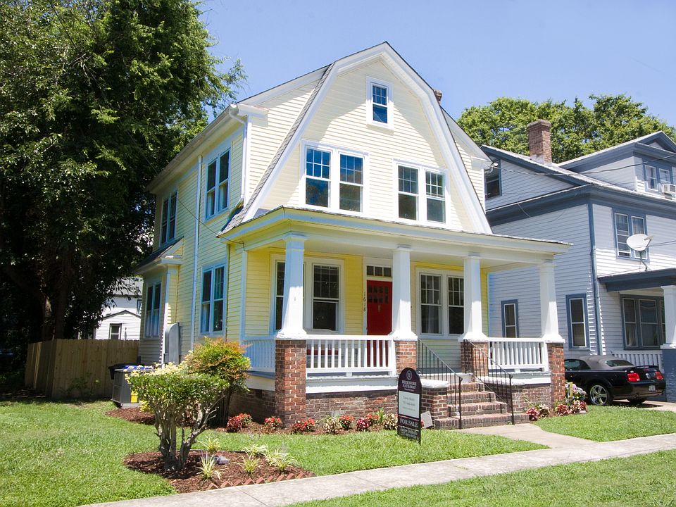 1st image of 1618 Barron St