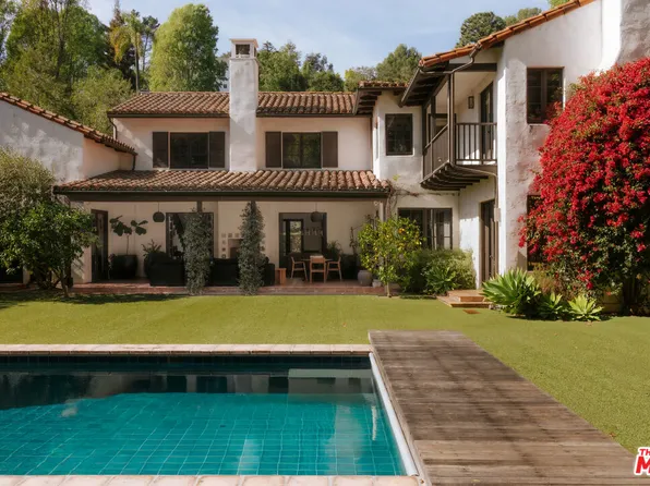 1046 N Norman Pl, Los Angeles, CA 90049