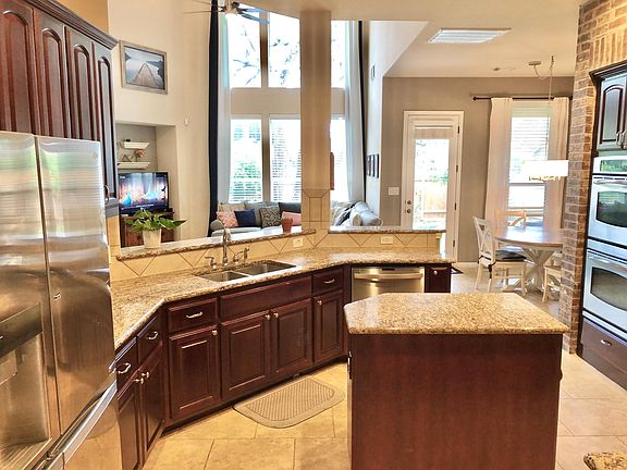 5th image of 11325 Larue Belle Ln