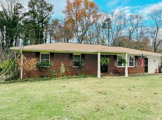 124 James St, Tallapoosa, GA 30176