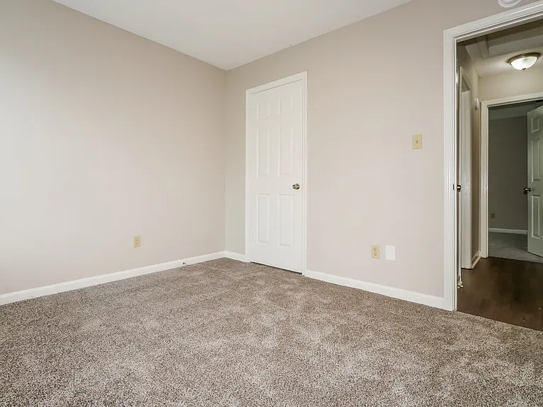 3840 Clarion Dr — Photo 14