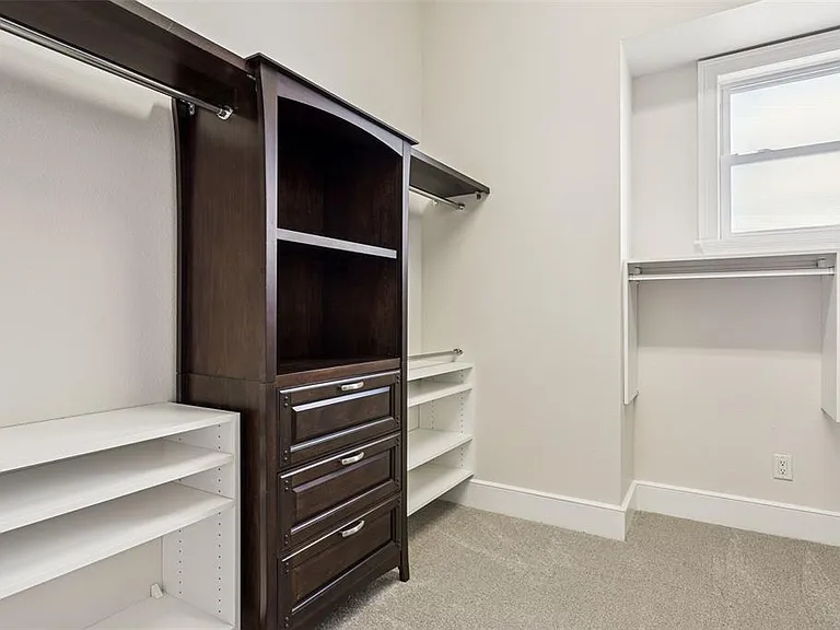 821 Bay Point Dr — Photo 33