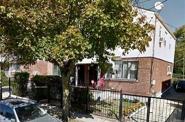 2nd image of 4094 De Reimer Ave