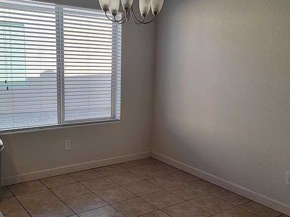 4th image of 4661 E JADEITE Drive