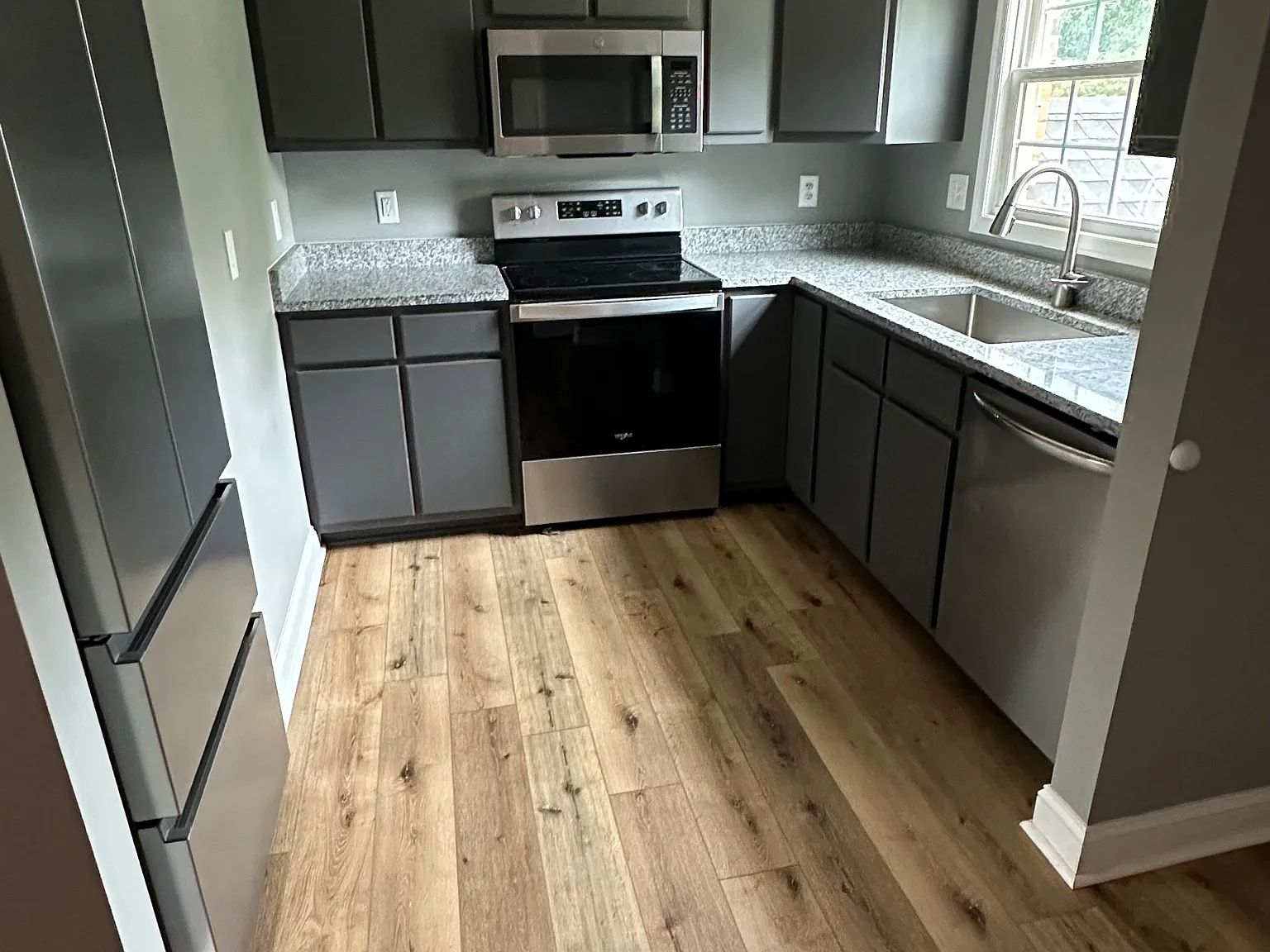 2 bed, 1.5 bath, 1100 sqft, $1,200 — Photo 3