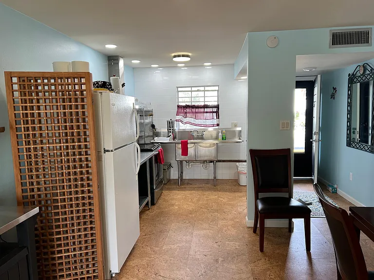 304 46th Avenue Ter W #219 — Photo 7